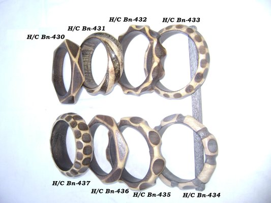 Hanndcrafted Antique Wooden Bangle Hind Handicrafts products